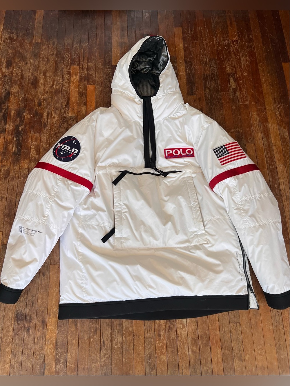 Polo NASA heated puffer jacket